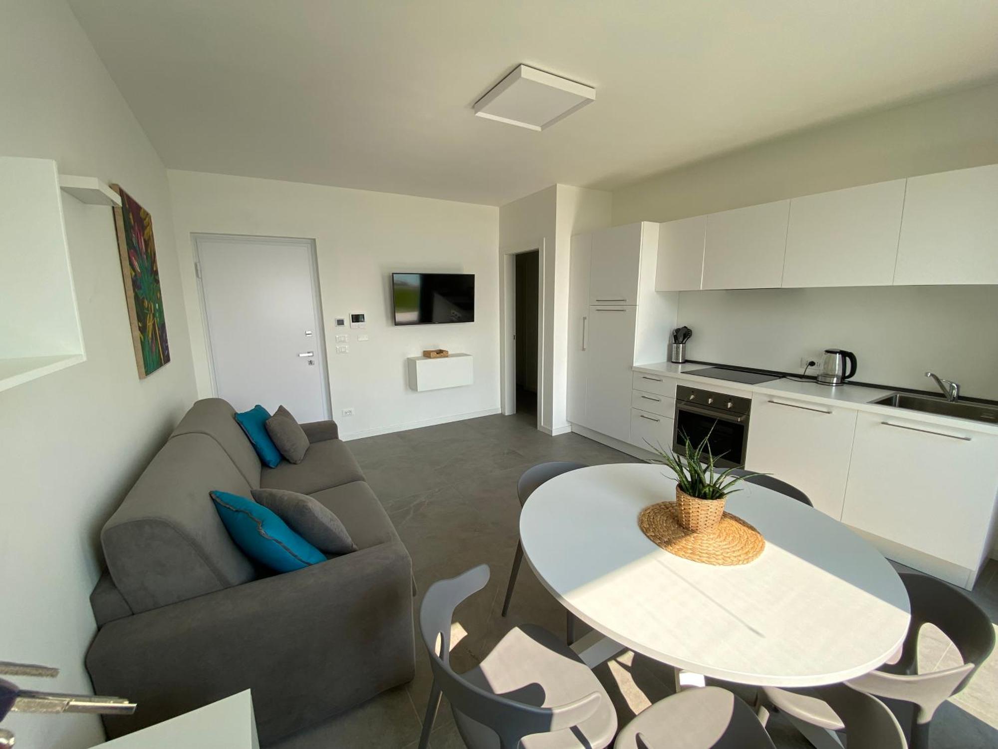 Sirmio Apartments - Darsena Stay 西尔米奥奈 外观 照片
